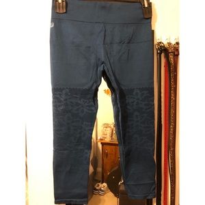 Fabletics seamless yoga legging